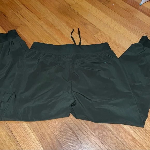 all in motion Stretch Woven Cargo Joggers - Picture 3 of 7